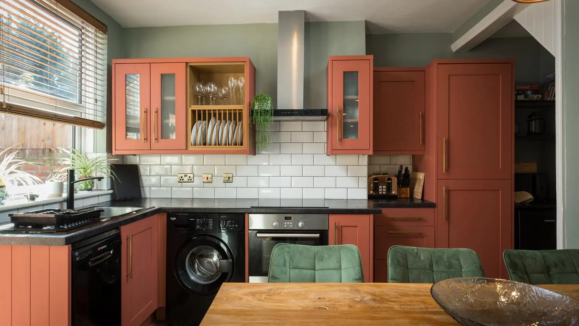York 2 Bedroom Townhouse 0*,  United Kingdom