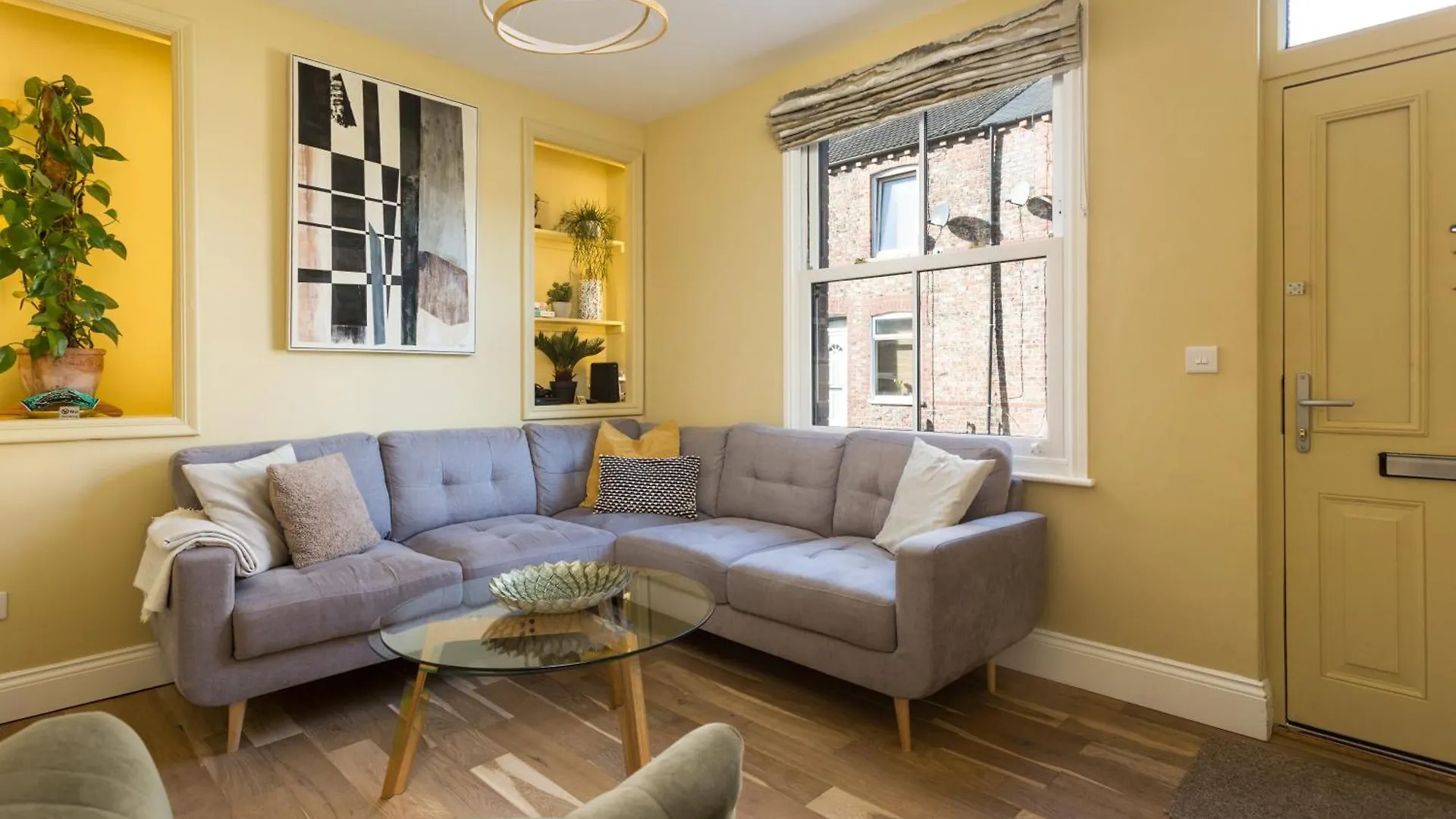 York 2 Bedroom Townhouse Апартаменты